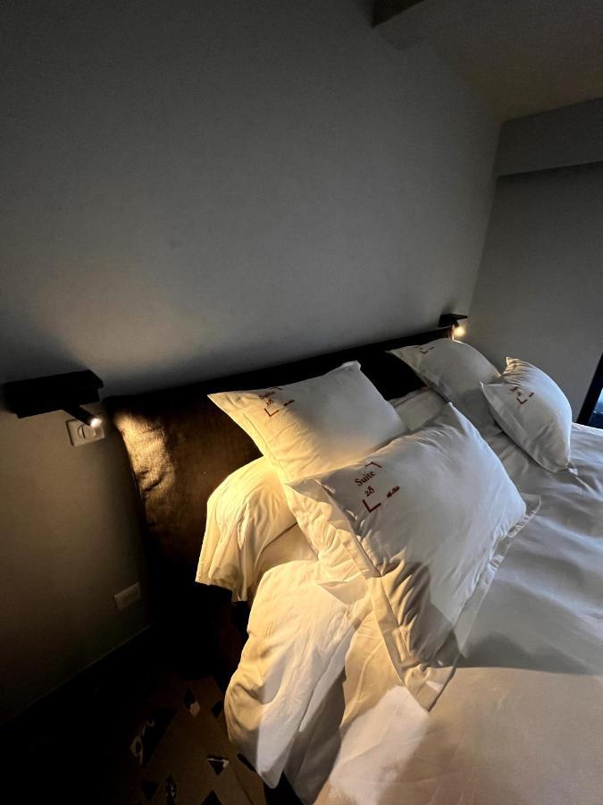 Suite 28 Treilles Экстерьер фото