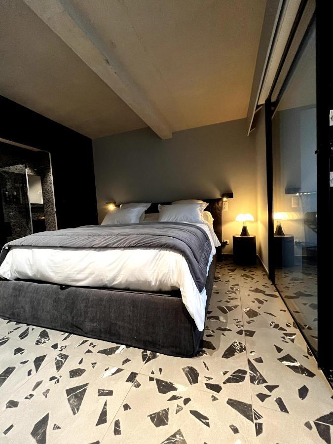Suite 28 Treilles Экстерьер фото