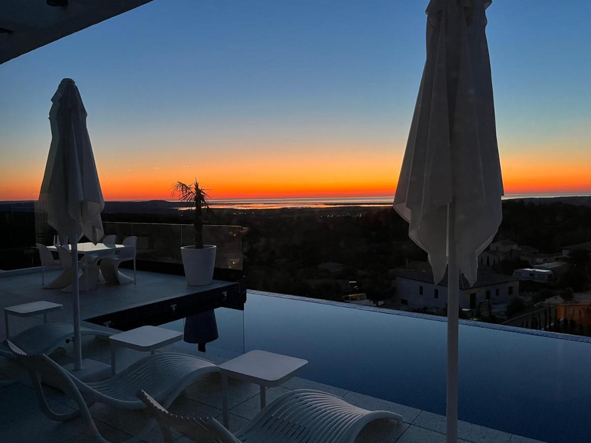 Suite 28 Treilles Экстерьер фото